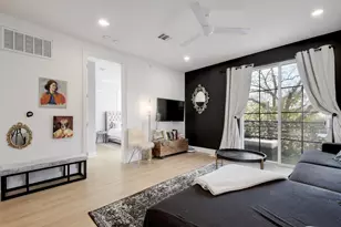 2709 E 5th St, Austin, TX 78702 - Photo 8