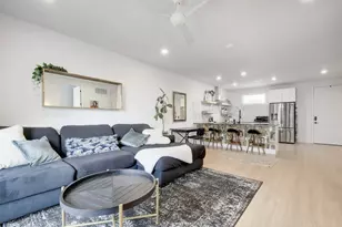 2709 E 5th St, Austin, TX 78702 - Photo 6