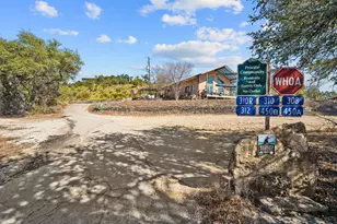 310 Eagles Nest Dr, Wimberley, TX 78676 - Photo 4