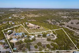 310 Eagles Nest Dr, Wimberley, TX 78676 - Photo 2