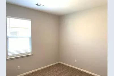 112 Declaration Lane, Liberty Hill, TX 78642 - Photo 12