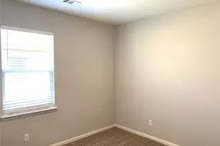 112 Declaration Ln, Liberty Hill, TX 78642 - Photo 12