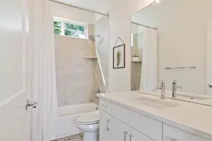 911 Stobaugh St, Austin, TX 78757 - Photo 20