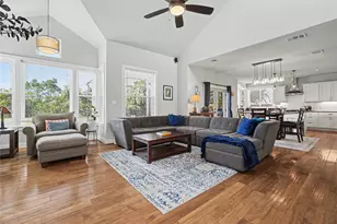 555 River Bluff Cir, Georgetown, TX 78626 - Photo 6