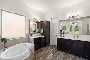 129 Bear Paw Run, Georgetown, TX 78628 - Photo 14