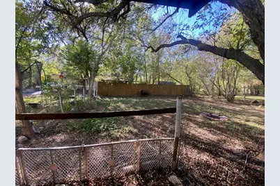 523 S Rio Grande Street, Lockhart, TX 78644 - Photo 14