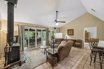300 Bluff Road, Spicewood, TX 78669 - Photo 18