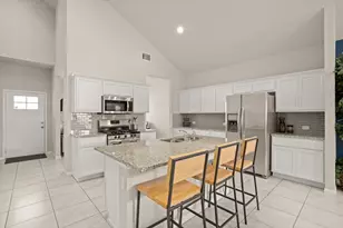 6601 San Isidro Dr, Austin, TX 78744 - Photo 2