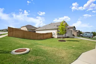 6601 San Isidro Dr, Austin, TX 78744 - Photo 28