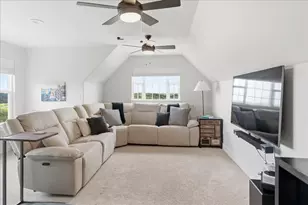 1185 Soaring Eagle Dr, Fischer, TX 78623 - Photo 12