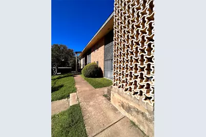 3304 Red River Street #204, Austin, TX 78705 - Photo 16