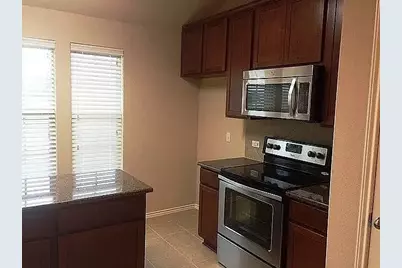 520 S Brook Drive, Leander, TX 78641 - Photo 4