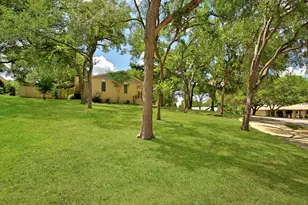 295 Oak Creek Cir, Luling, TX 78648 - Photo 36