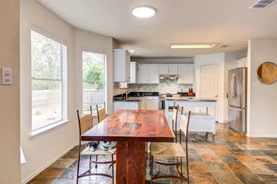 8904 W Hove Loop, Austin, TX 78749 - Photo 8