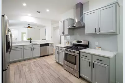 3900 Sojourner Street, Austin, TX 78725 - Photo 2