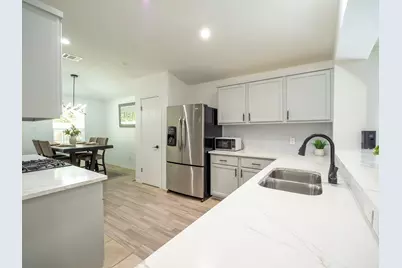 3900 Sojourner Street, Austin, TX 78725 - Photo 4