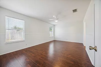 108 Loryn Drive, Hutto, TX 78634 - Photo 4