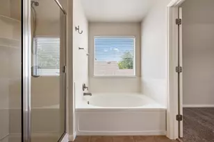 3825 Carbondale Ave, Austin, TX 78744 - Photo 32