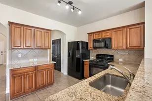 3825 Carbondale Ave, Austin, TX 78744 - Photo 18