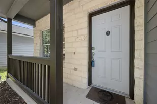3825 Carbondale Ave, Austin, TX 78744 - Photo 4
