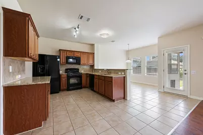 3825 Carbondale Avenue, Austin, TX 78744 - Photo 14