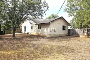 1747 Horseshoe Cir, Round Rock, TX 78681 - Photo 20