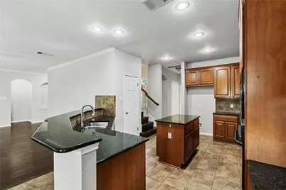 925 Cavalry Ride Trail, Austin, TX 78732 - Photo 10