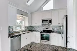 16525 Jamaica Cove Rd, Jamaica Beach, TX 77554 - Photo 8