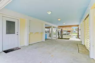 16525 Jamaica Cove Rd, Jamaica Beach, TX 77554 - Photo 24