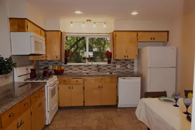 5308 Peppertree Parkway, Austin, TX 78744 - Photo 4