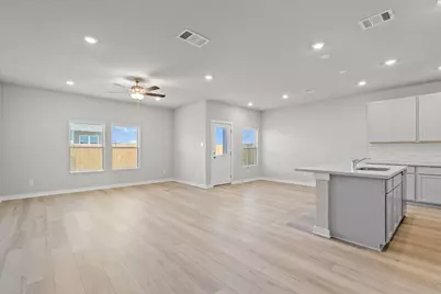 505 Sleep Hollow, Jarrell, TX 76537 - Photo 10