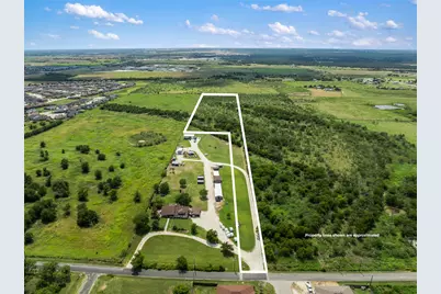 925 N 1st Street, Jarrell, TX 76537 - Photo 1