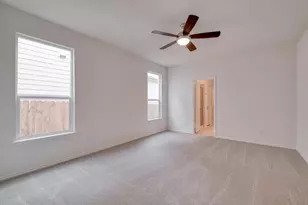 256 Feathers St, Jarrell, TX 76537 - Photo 14