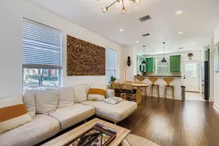 1601 Miriam Ave, Austin, TX 78702 - Photo 4