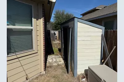 351 Wincliff Drive, Buda, TX 78610 - Photo 4