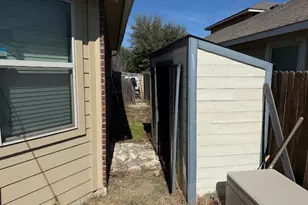 351 Wincliff Dr, Buda, TX 78610 - Photo 4