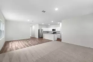 325 Sieders St, Taylor, TX 76574 - Photo 4
