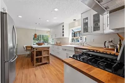 4001 Burr Oak Lane, Austin, TX 78727 - Photo 6