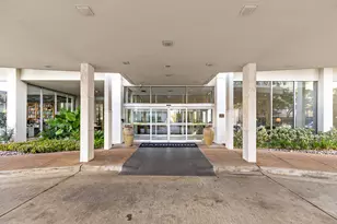 1801 Lavaca St, Austin, TX 78701 - Photo 2