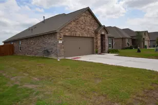1187 Amy Dr, Kyle, TX 78640 - Photo 6