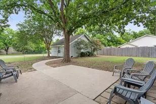 1607 N Harding Ave, Cameron, TX 76520 - Photo 30