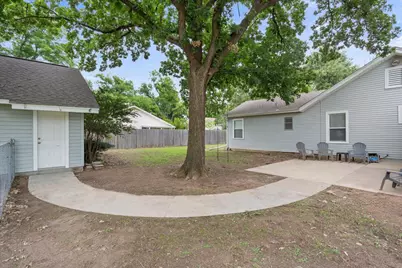1607 N Harding Avenue, Cameron, TX 76520 - Photo 30