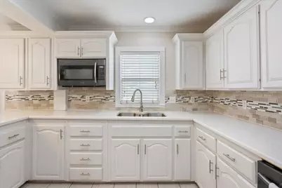 1607 N Harding Avenue, Cameron, TX 76520 - Photo 14