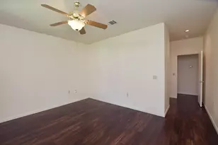 118 Bronco Dr, Georgetown, TX 78633 - Photo 18