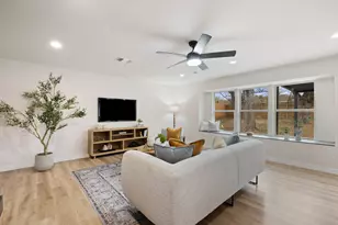 6106 Bridlington Cir, Austin, TX 78745 - Photo 10