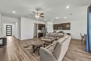 1640 Flying Horseshoe Bnd, Georgetown, TX 78628 - Photo 34