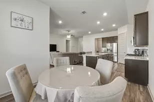 1640 Flying Horseshoe Bnd, Georgetown, TX 78628 - Photo 12