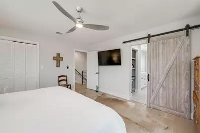 1805 Spring Valley Drive, Dripping Springs, TX 78620 - Photo 16