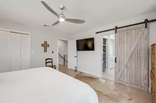 1805 Spring Valley Dr, Dripping Springs, TX 78620 - Photo 16