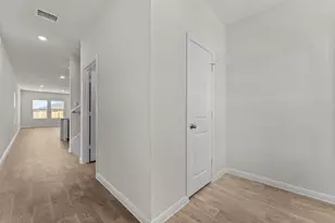 217 New Albany Ln, San Marcos, TX 78666 - Photo 2